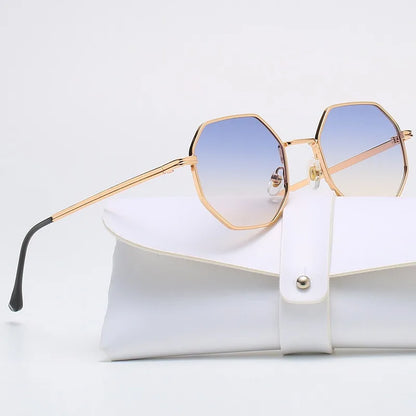Óculos de Sol Femininos Vintage Polygonal, Marca Fashion, Armação Pequena de Metal com Detalhes Dourados e Lentes Degradê