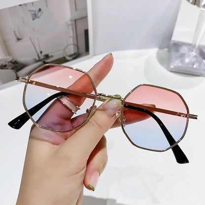 Óculos de Sol Femininos Vintage Polygonal, Marca Fashion, Armação Pequena de Metal com Detalhes Dourados e Lentes Degradê